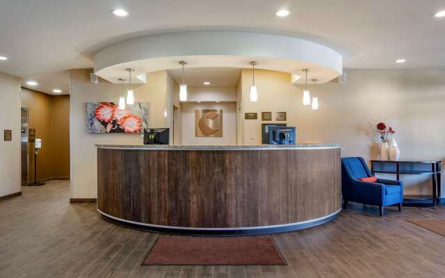 Comfort Suites Helena Airport