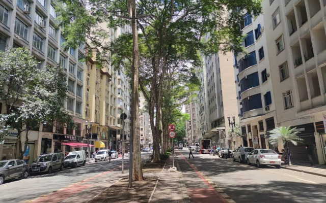 Vem pro Arouche/República -Studio- 4 min do Metrô