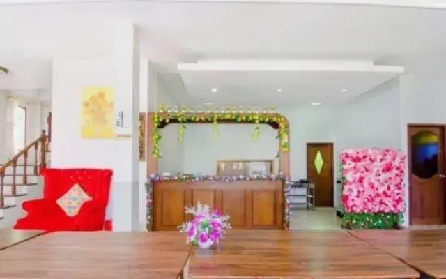 Karnie Cheer Pool Villa & Resort Pattaya