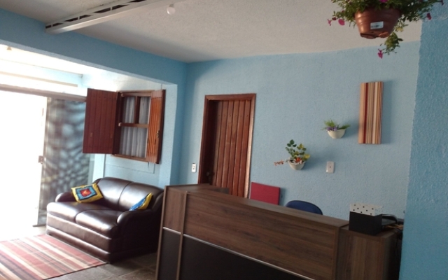 Hotel e Pousada Arara Azul