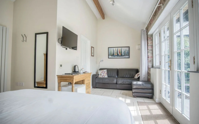 Gofan - 1 Bedroom Studio - St Ishmael's