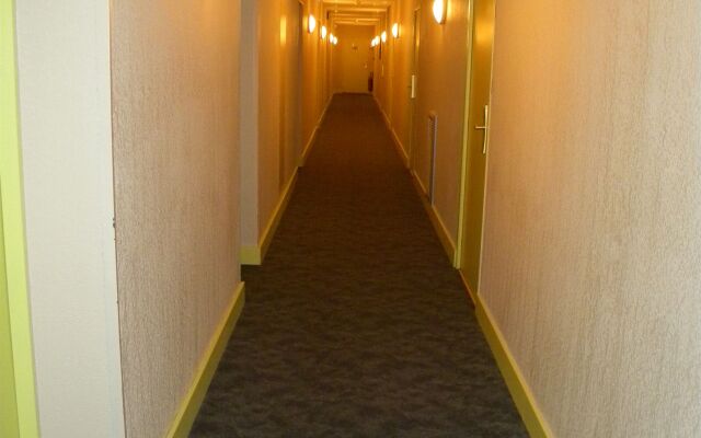 Cit'Hotel Restaurant Bowling de Millau