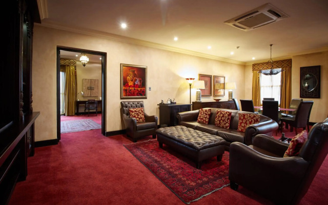 Royal Elephant Hotel & Conference Centre