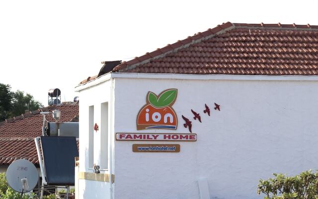 Ion Family Home - Apart Hotel
