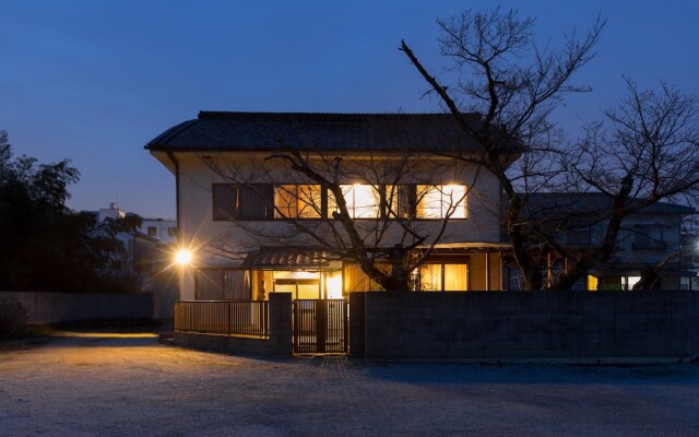 Guesthouse IROHA