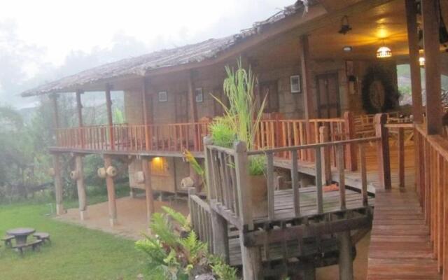 Karen Hill Tribe Lodge