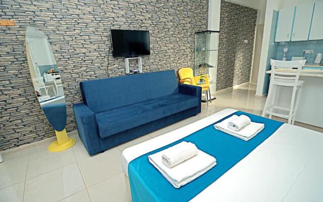 Pieris Apartments