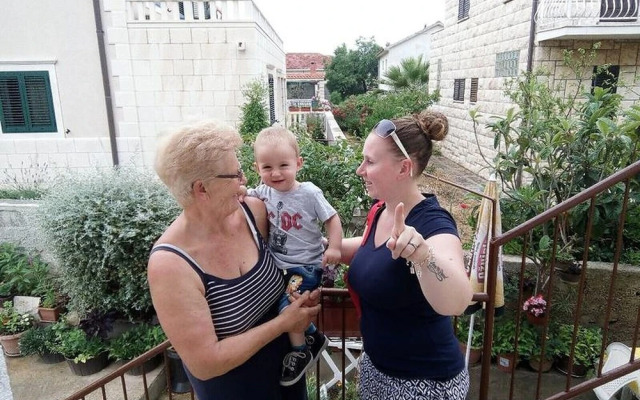 Supetar Central Child-friendly and Dog-friendly Apartment Near Beach
