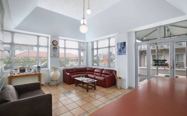 New England Motor Inn