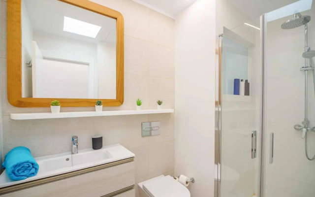 Marina Suite Villa Azul