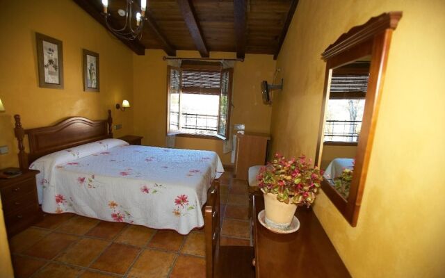 Hotel Rural Enrique Calvillo