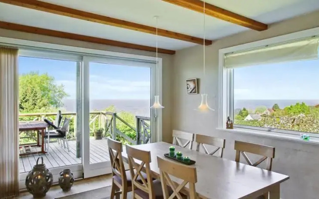 Vang 41 Holiday House