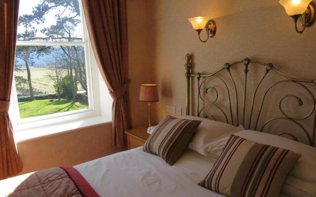 Gwrach Ynys Country Guest House