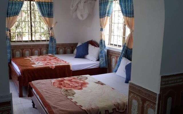 Duong Sat Hotel by ZUZU