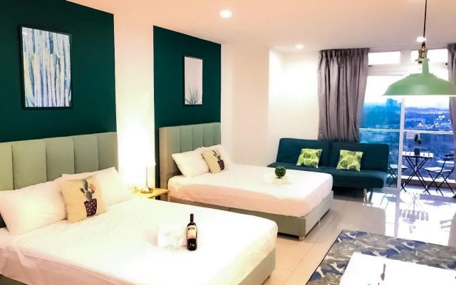 KSL CityMall 9-12pax PrivateLift｜SmartTV65in（A21）