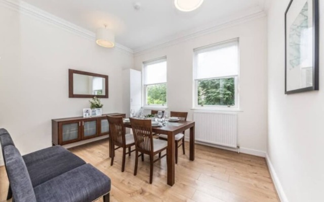 Modern 1 Bed close to Kensington High Street