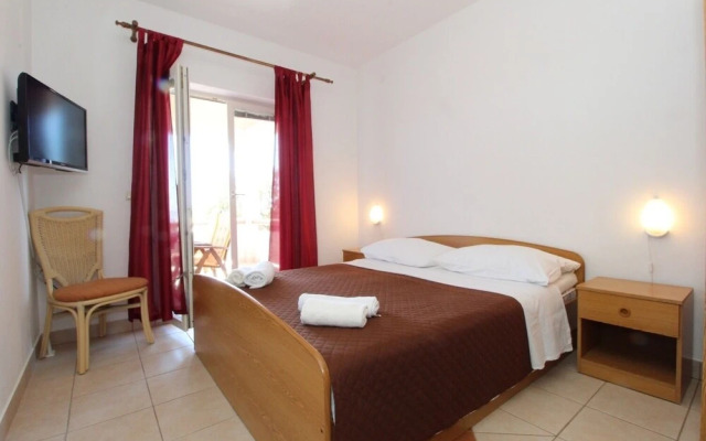 Mare-200 m From the Beach - A2