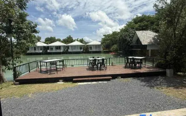 The Wide View Resort and Restaurant