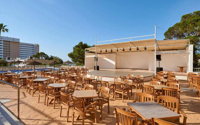 AluaSun Cala Antena – All Inclusive