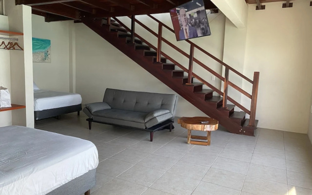 Cuxos Hotel Beachfront