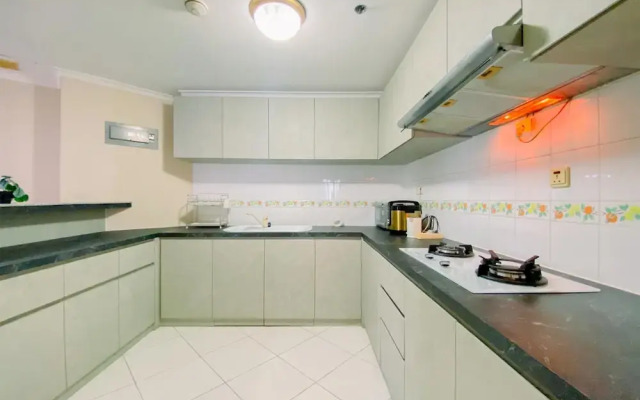 Best Place And Spacious 3Br At Sudirman Tower Condominium Apartment