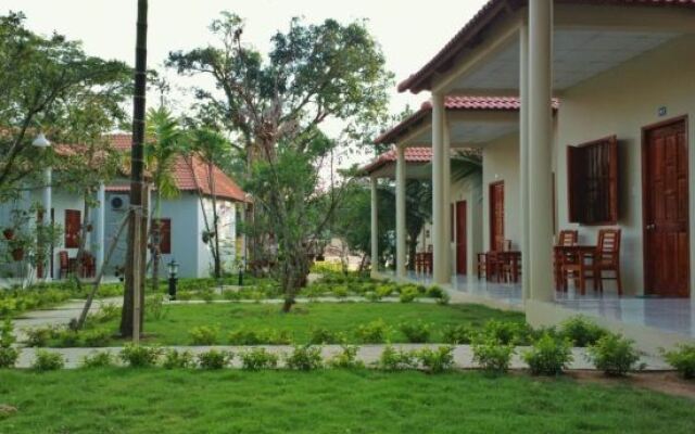 Rever Bungalow