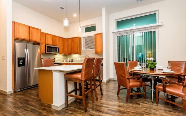 Huge Condo Great Price I Downtown Houston