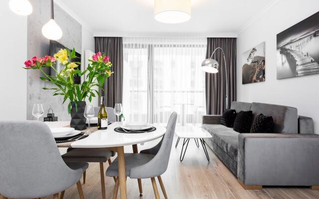 Apartment Dzielna Warsaw by Renters