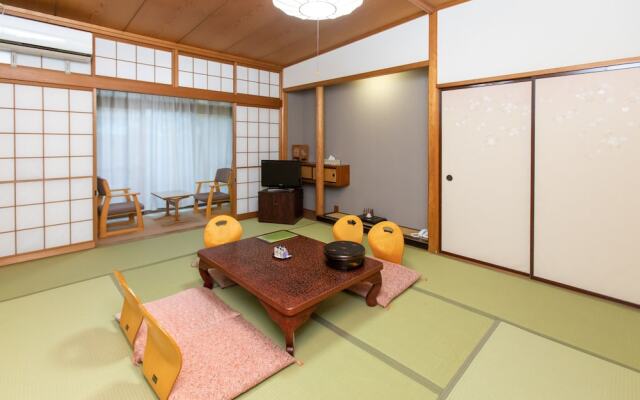 Oyo Ryokan Tsuki No Niwa Bandai Atami Onsen