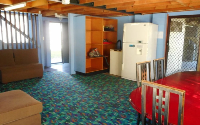 Sunseekers at Hat Head