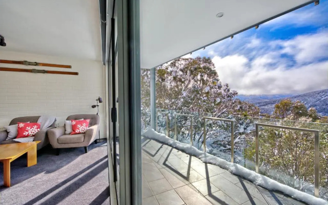 Snow Ski Apartments 18