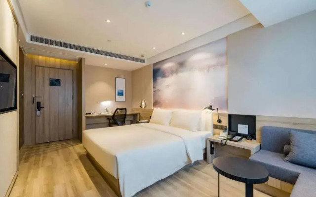 Atour Hotel Shangrao Zhongxin Square