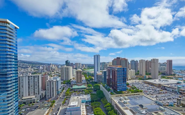 Renaissance Honolulu Hotel & Spa