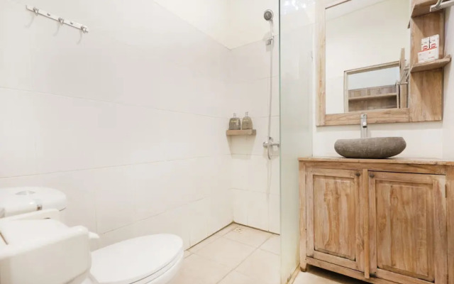 OYO 516 Kudesa Homestay