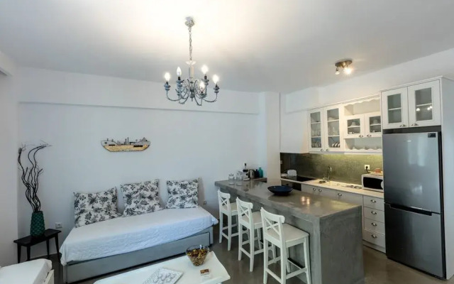 Anna's and Argy's Apartments