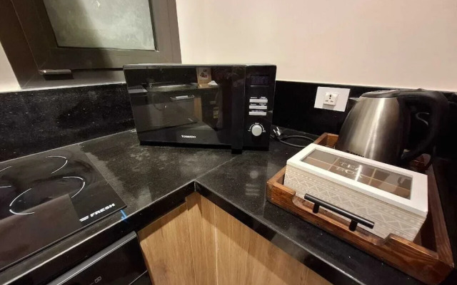 Mynt Stay zed west Residence 2 bedroom E1E213