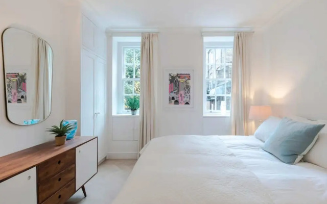 Bright and Leafy 1 Bedroom Flat in the Heart of Chelsea