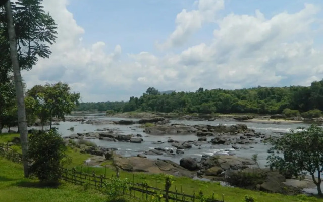 The Quiet by the river