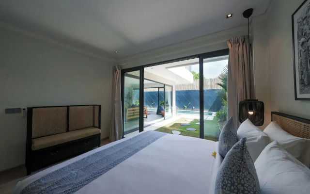 Twin Villas Drupadi 8Br Seminyak