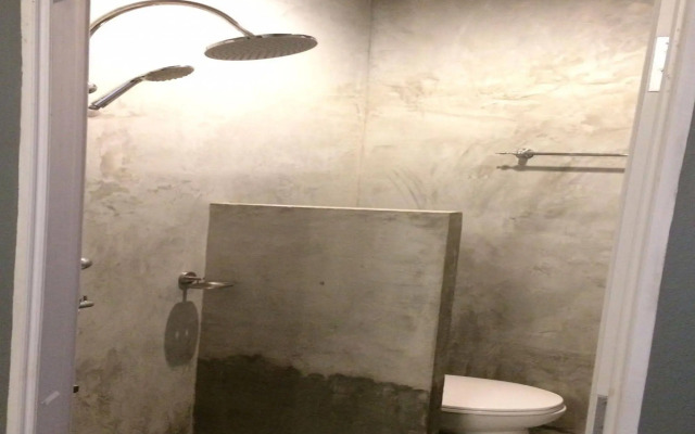 Staying Hostel
