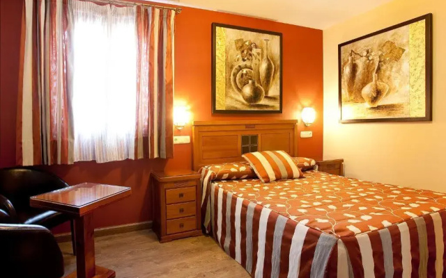 Hostal Rodri - Adults Only