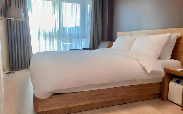 Chungchoho Best Hotel