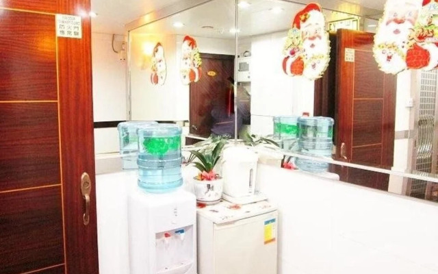 New Las Vegas Guest House 5F
