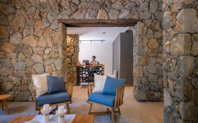 Vita Small Hotel