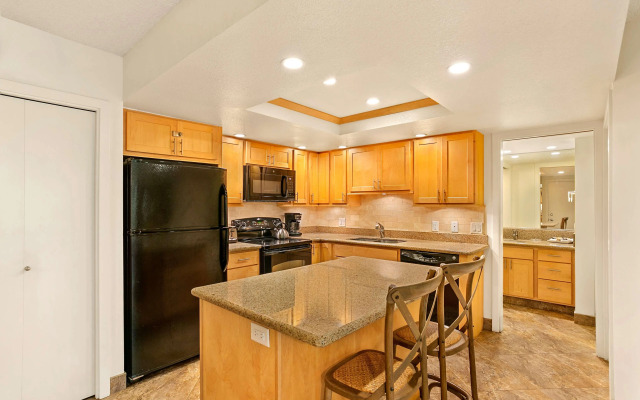 Aston at the Maui Banyan