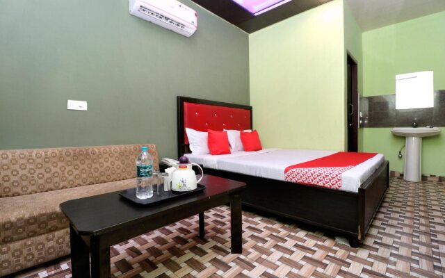 Hotel Piyush By OYO Rooms