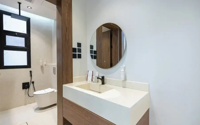 Luxury two bedroom Apartment Al Rawdha