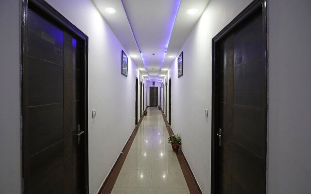Hotel Vanaya Palace by OYO Rooms