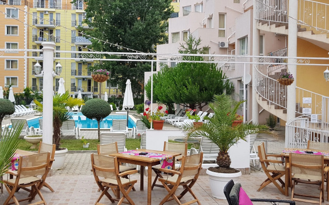 Vanilla Garden Apartcomplex