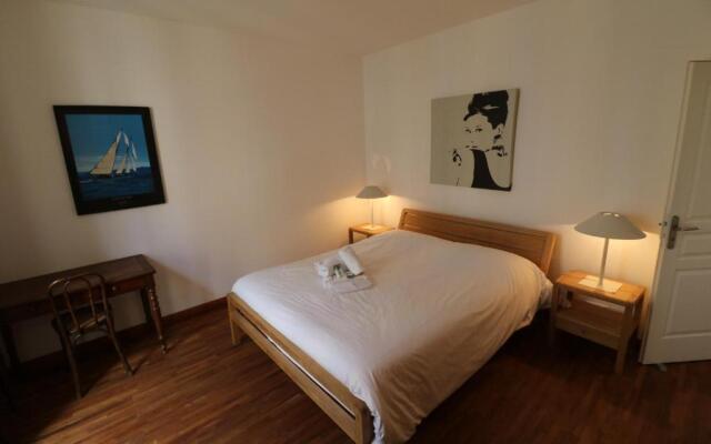 Luxury 1 Bedroom Quai St Pierre 2 Mins From The Palais And Croisette 269 Apartments